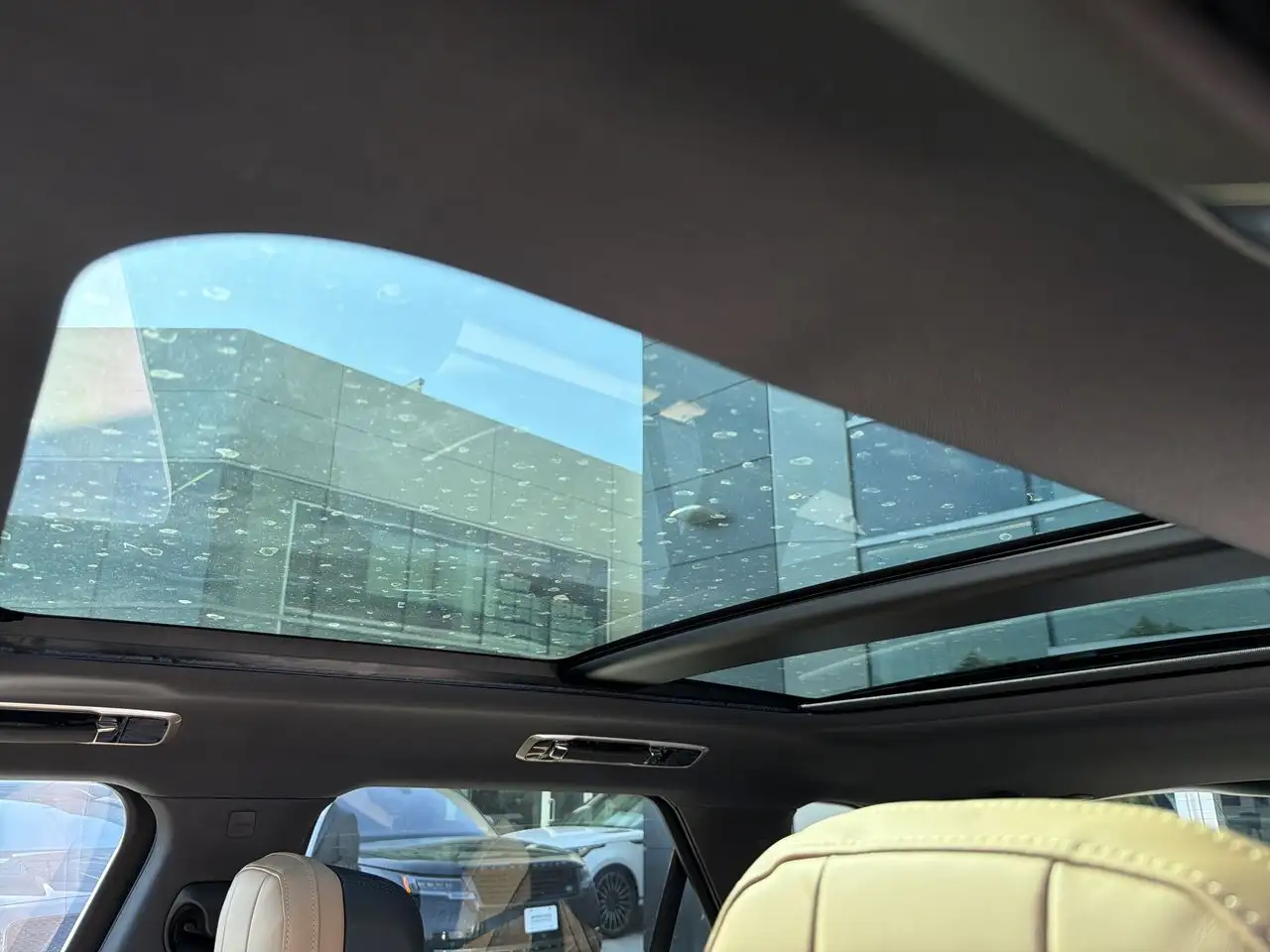 Land Rover Range Rover Sport - Image 19
