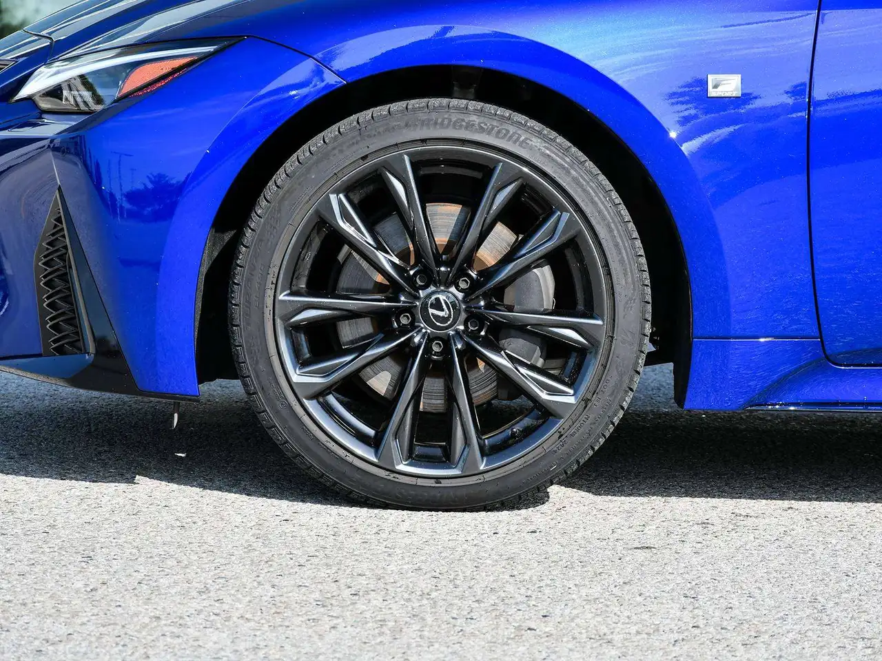 Lexus IS - Image 6