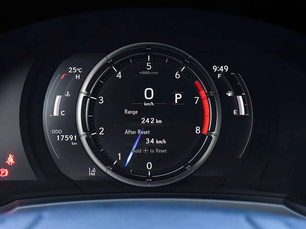 Lexus IS - Image 15
