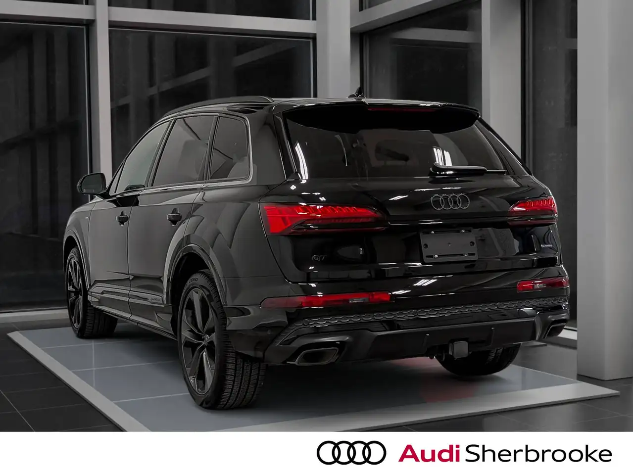 Audi Q7 - Image 4