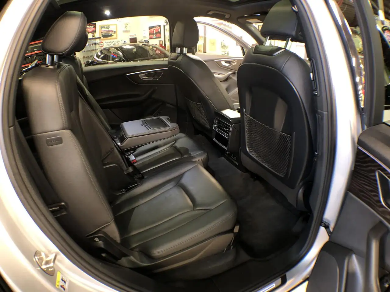 Audi Q7 - Image 35
