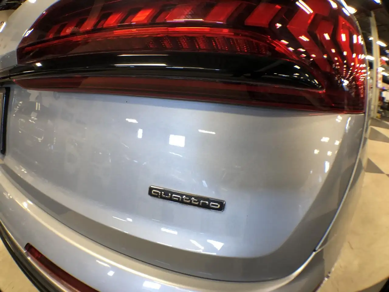 Audi Q7 - Image 14