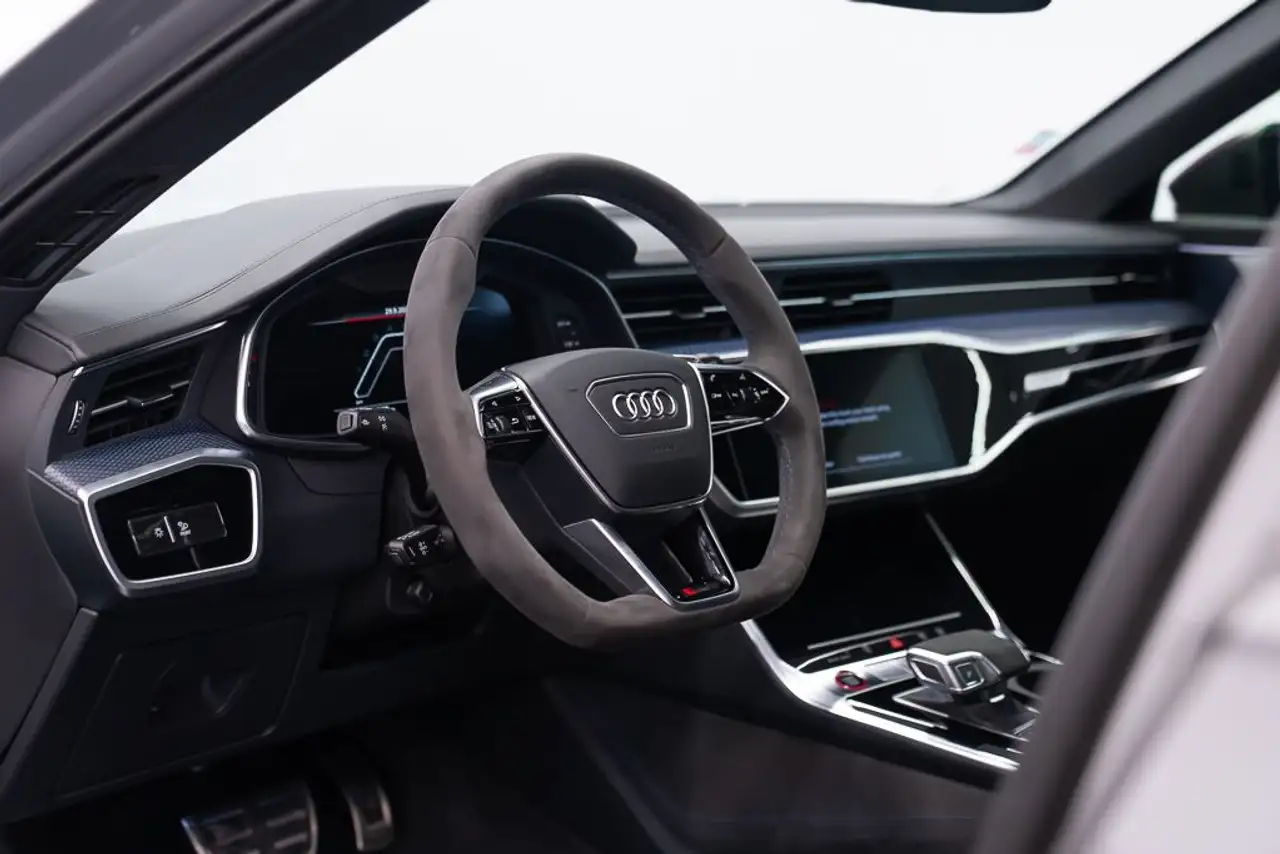 Audi RS6 - Image 21