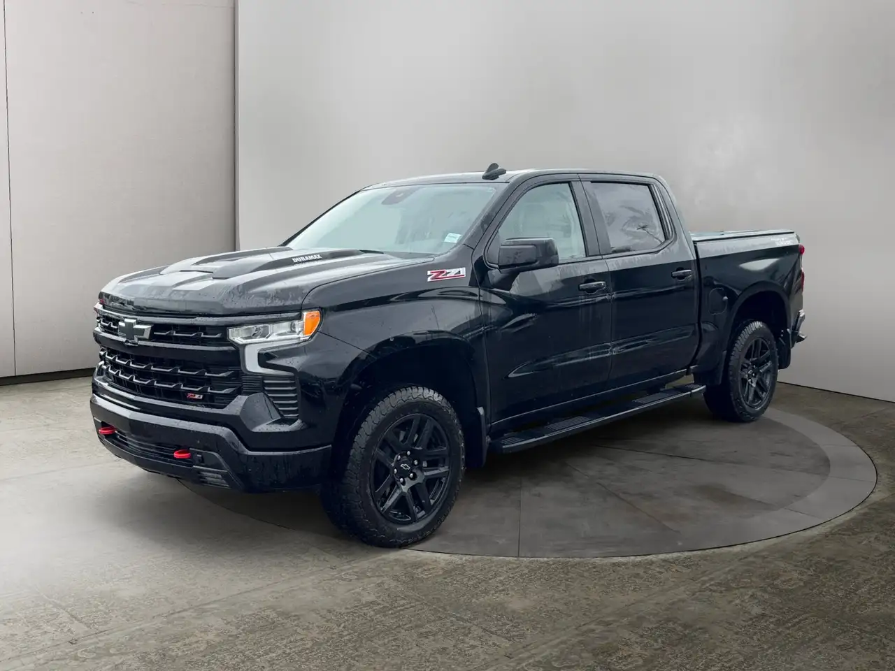 Chevrolet Silverado 1500 - Image 1