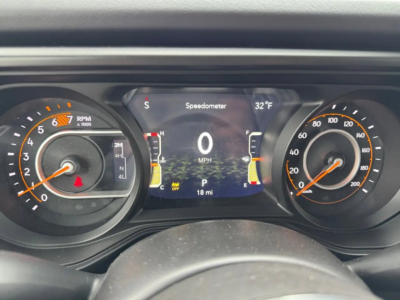 Jeep Wrangler - Image 13