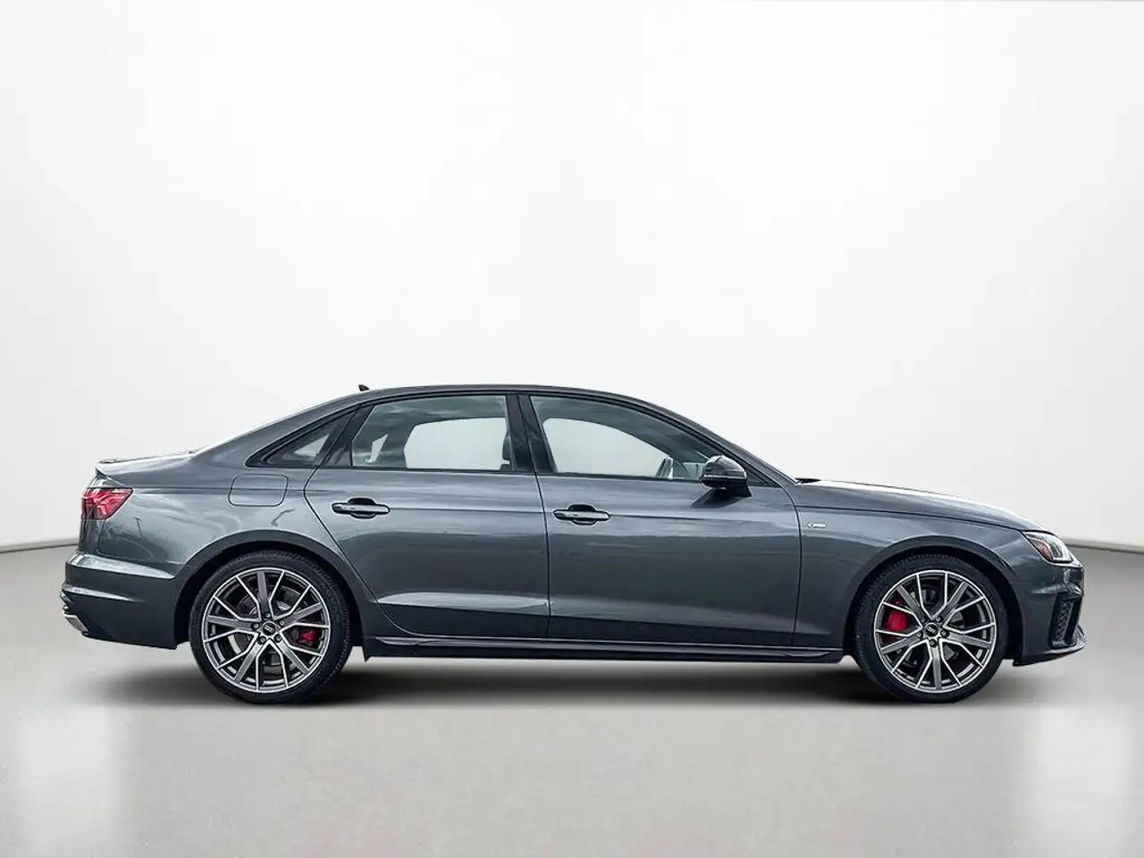 Audi A4 - Image 7