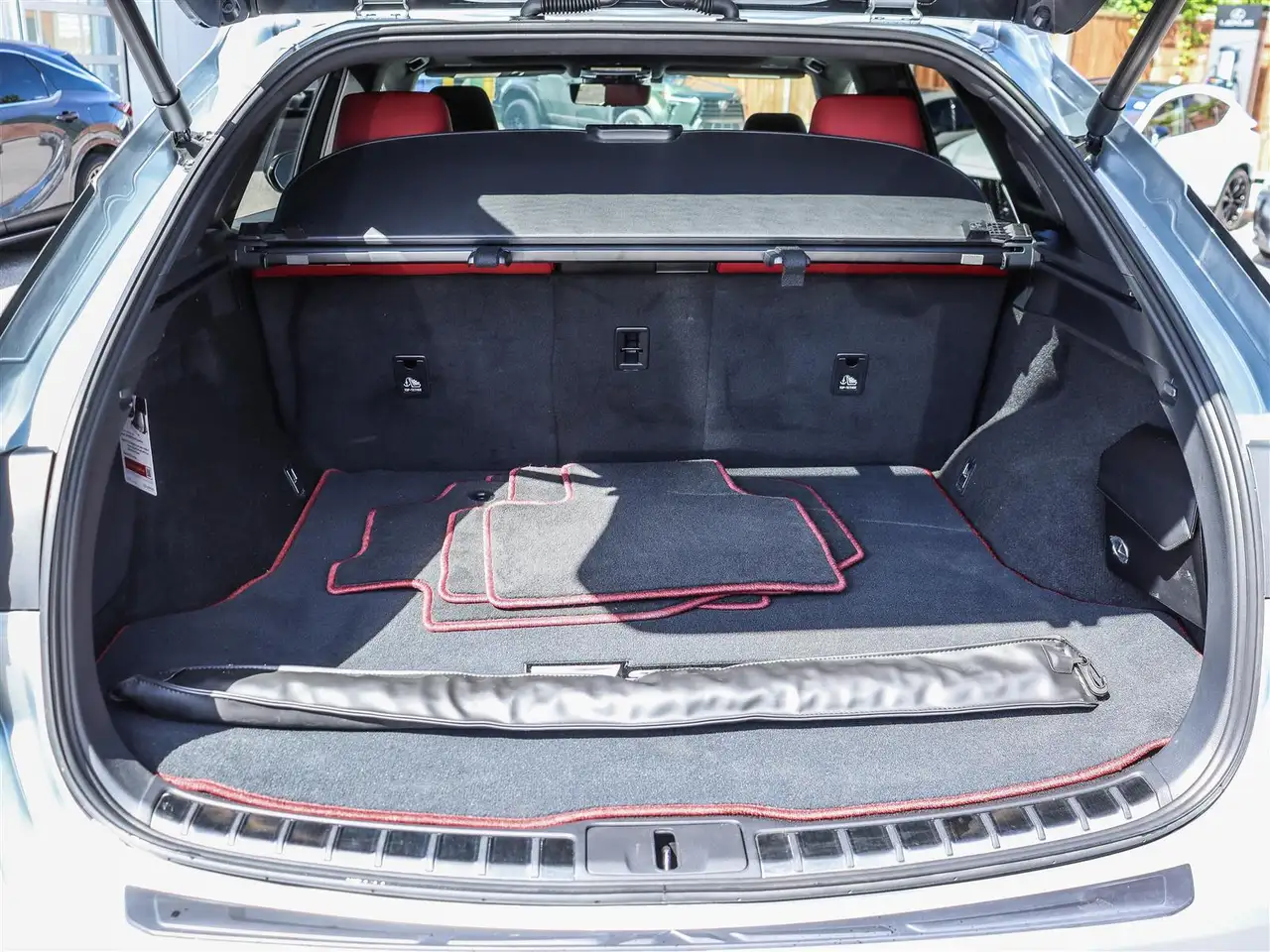 Lexus RX 350 - Image 22