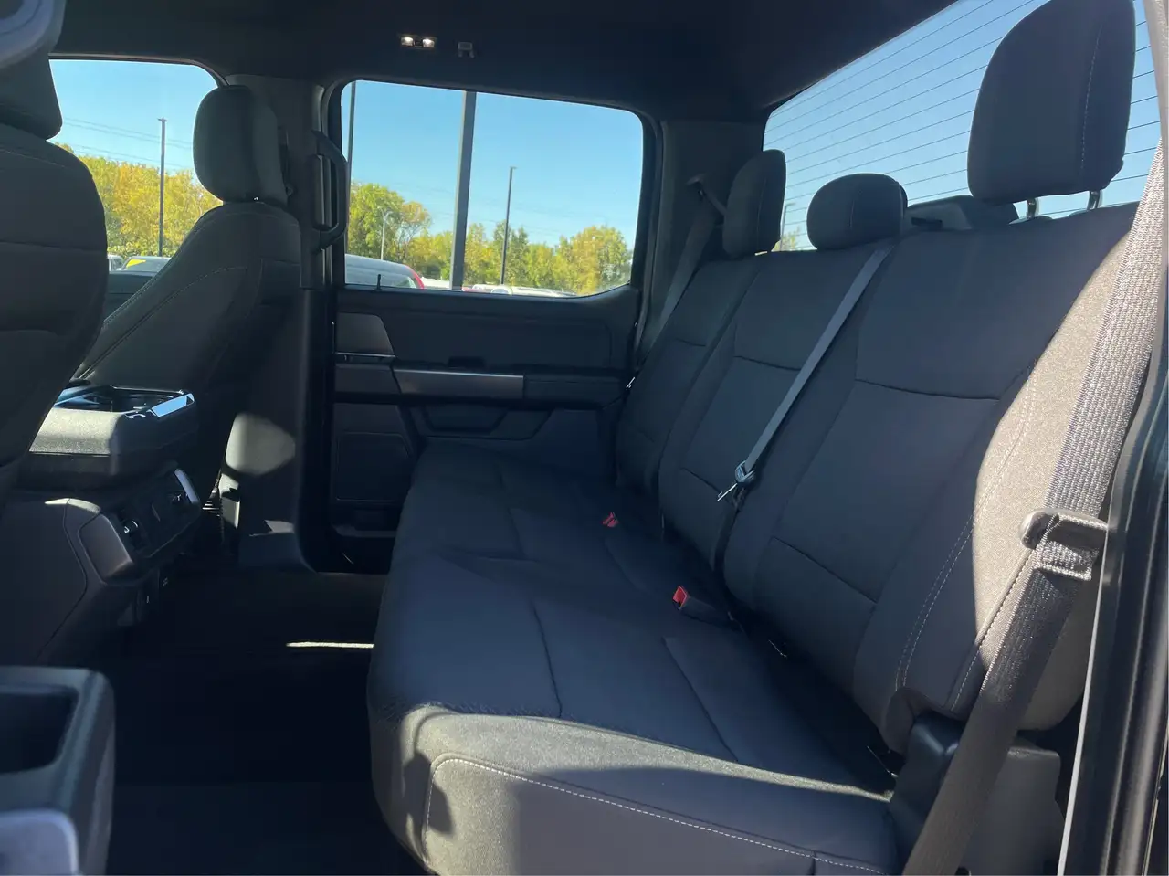 Ford F-150 - Image 17