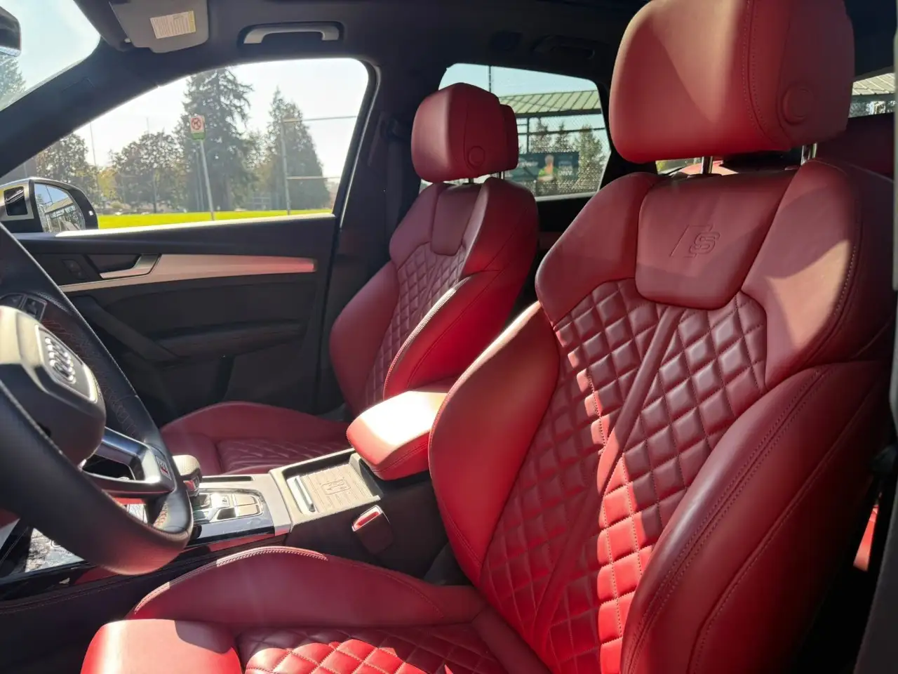 Audi SQ5 - Image 9
