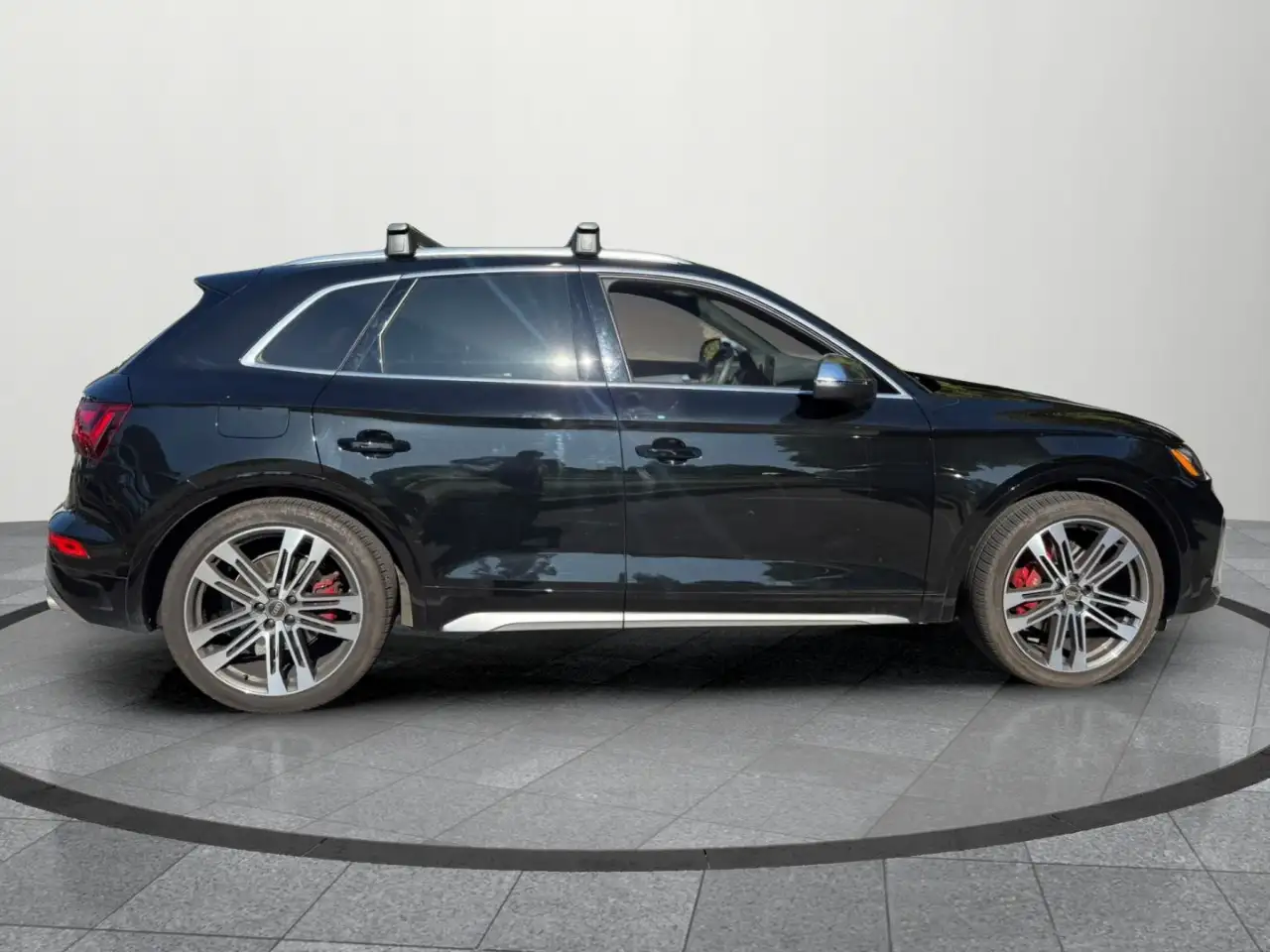 Audi SQ5 - Image 5