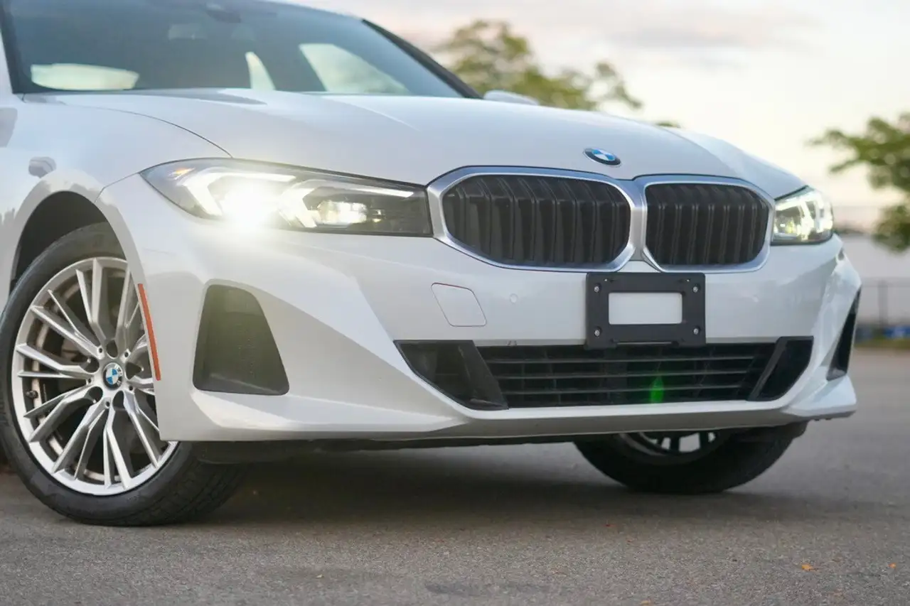 BMW 3 Series - Image 4