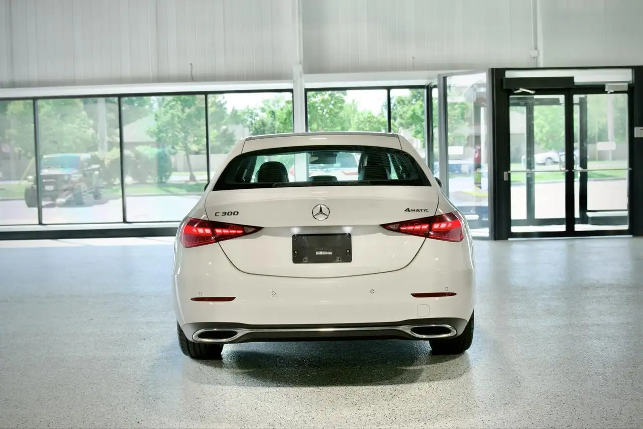 Mercedes-Benz C-Class - Image 6