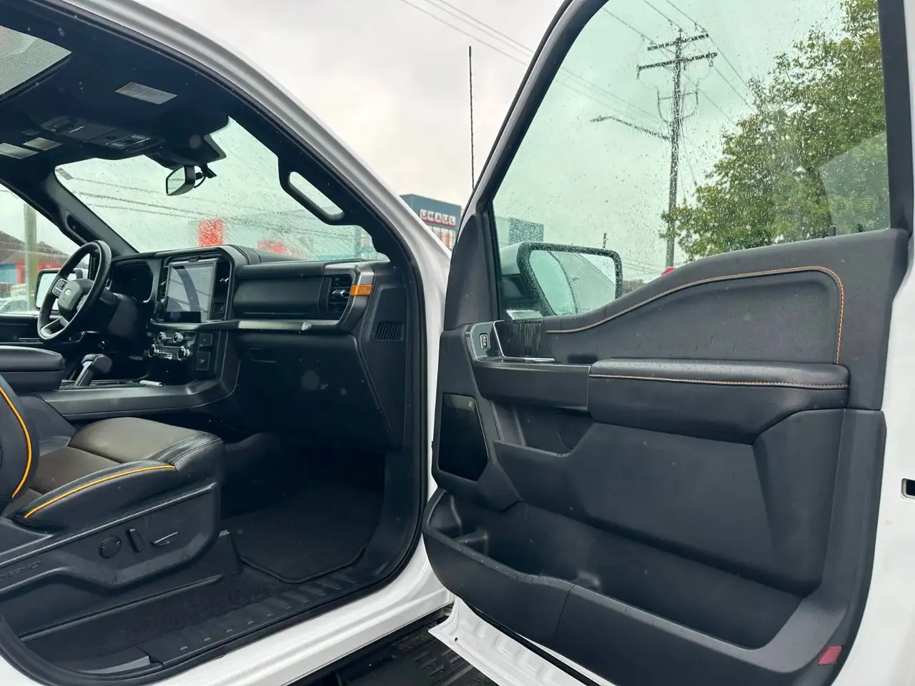 Ford F-150 - Image 13