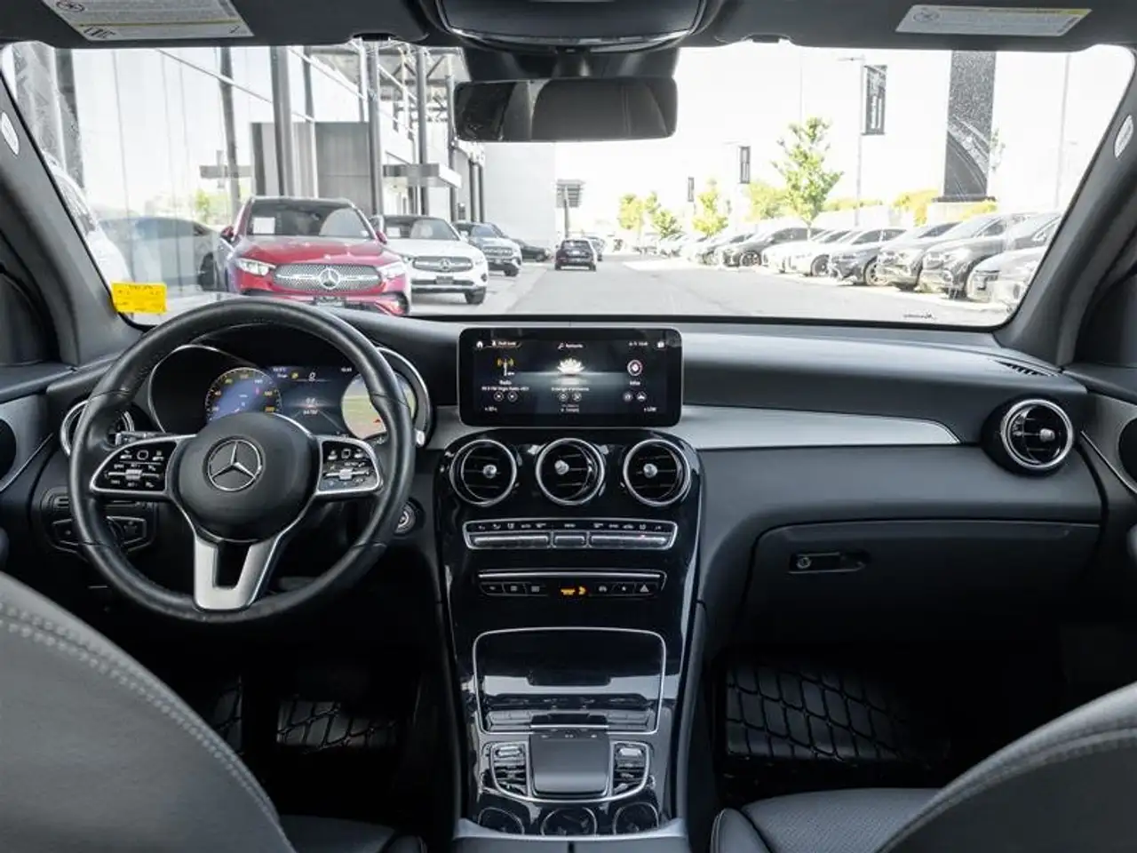 Mercedes-Benz GLC - Image 26