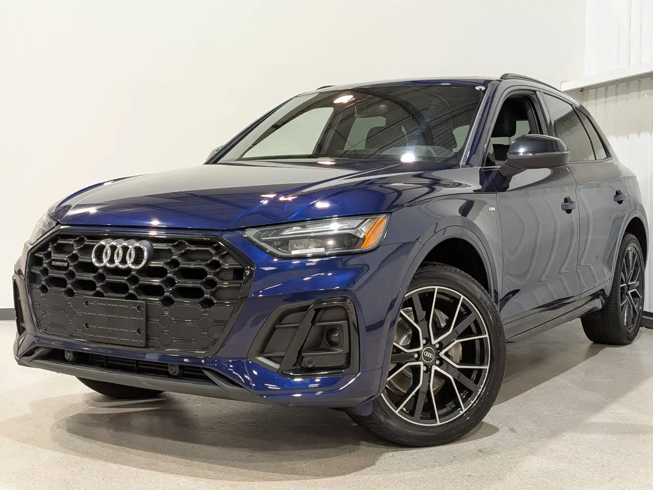 Audi Q5 - Image 1