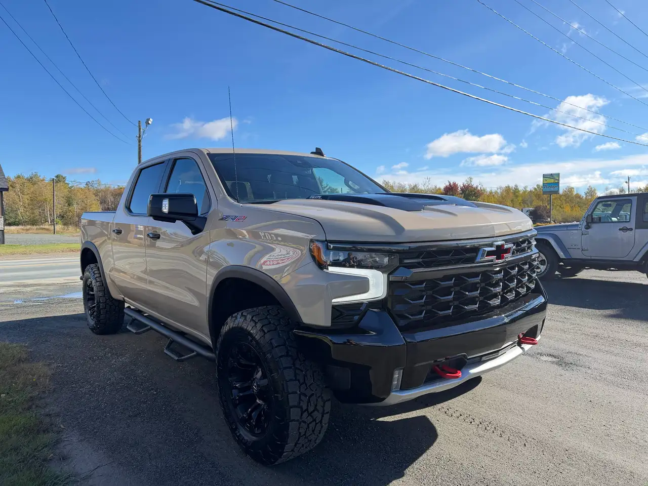 Chevrolet Silverado 1500 - Image 9