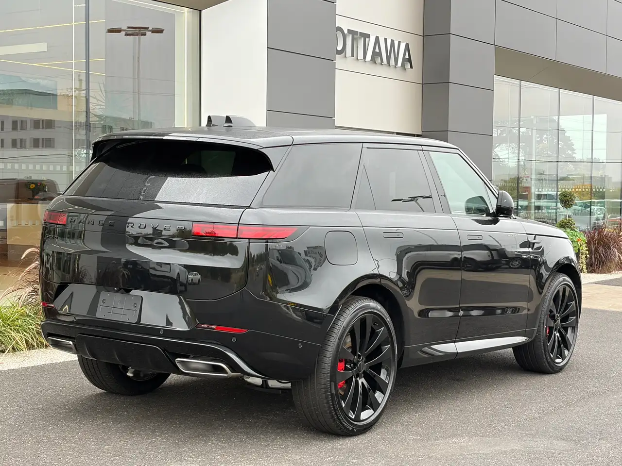Land Rover Range Rover Sport - Image 6