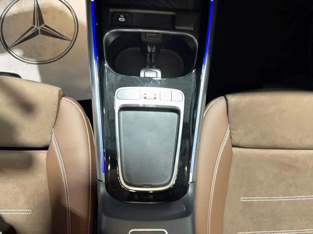 Mercedes-Benz GLA - Image 12