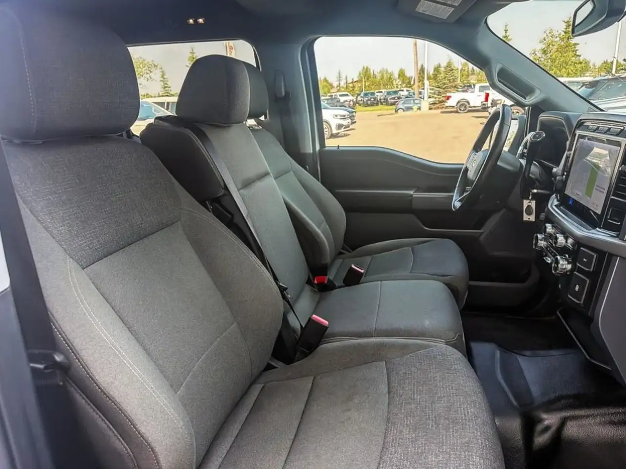 Ford F-150 - Image 22