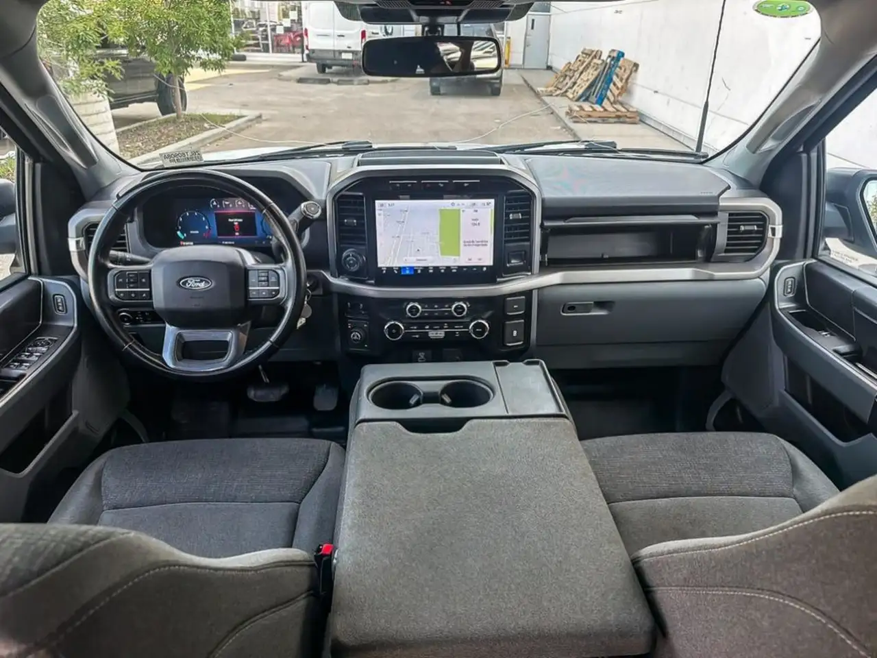 Ford F-150 - Image 24