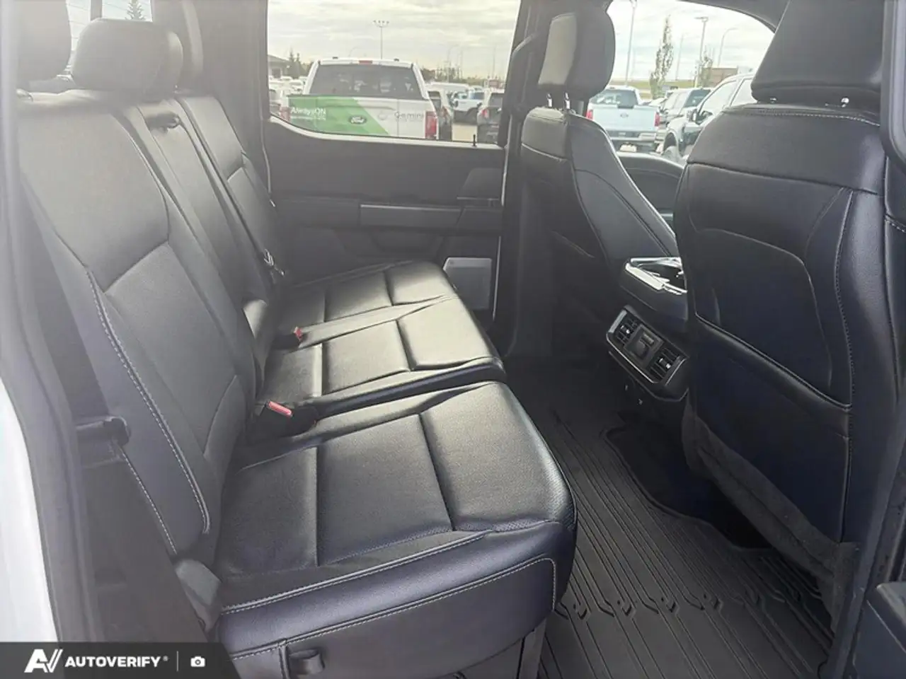 Ford F-150 - Image 17