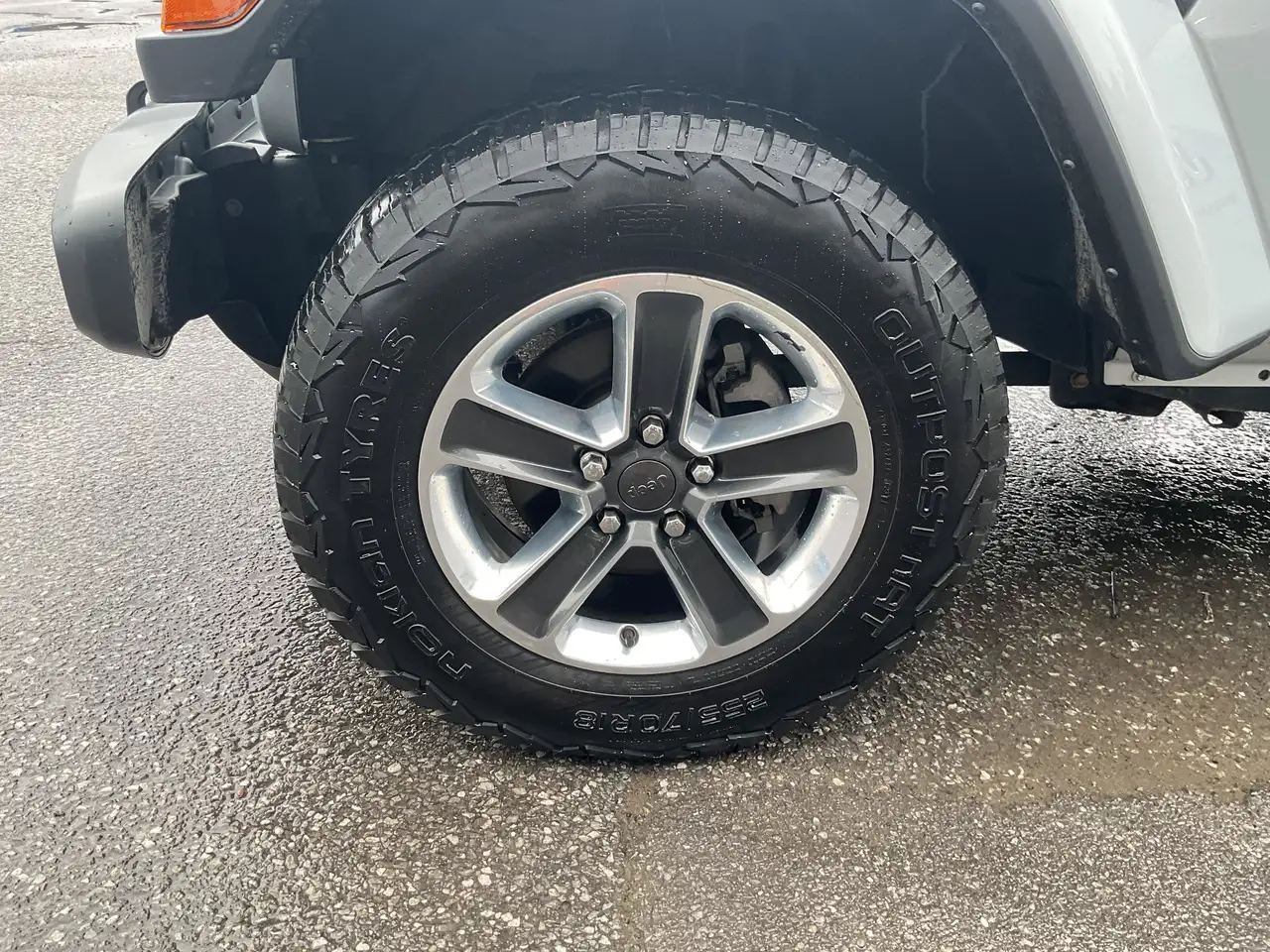Jeep Wrangler - Image 9