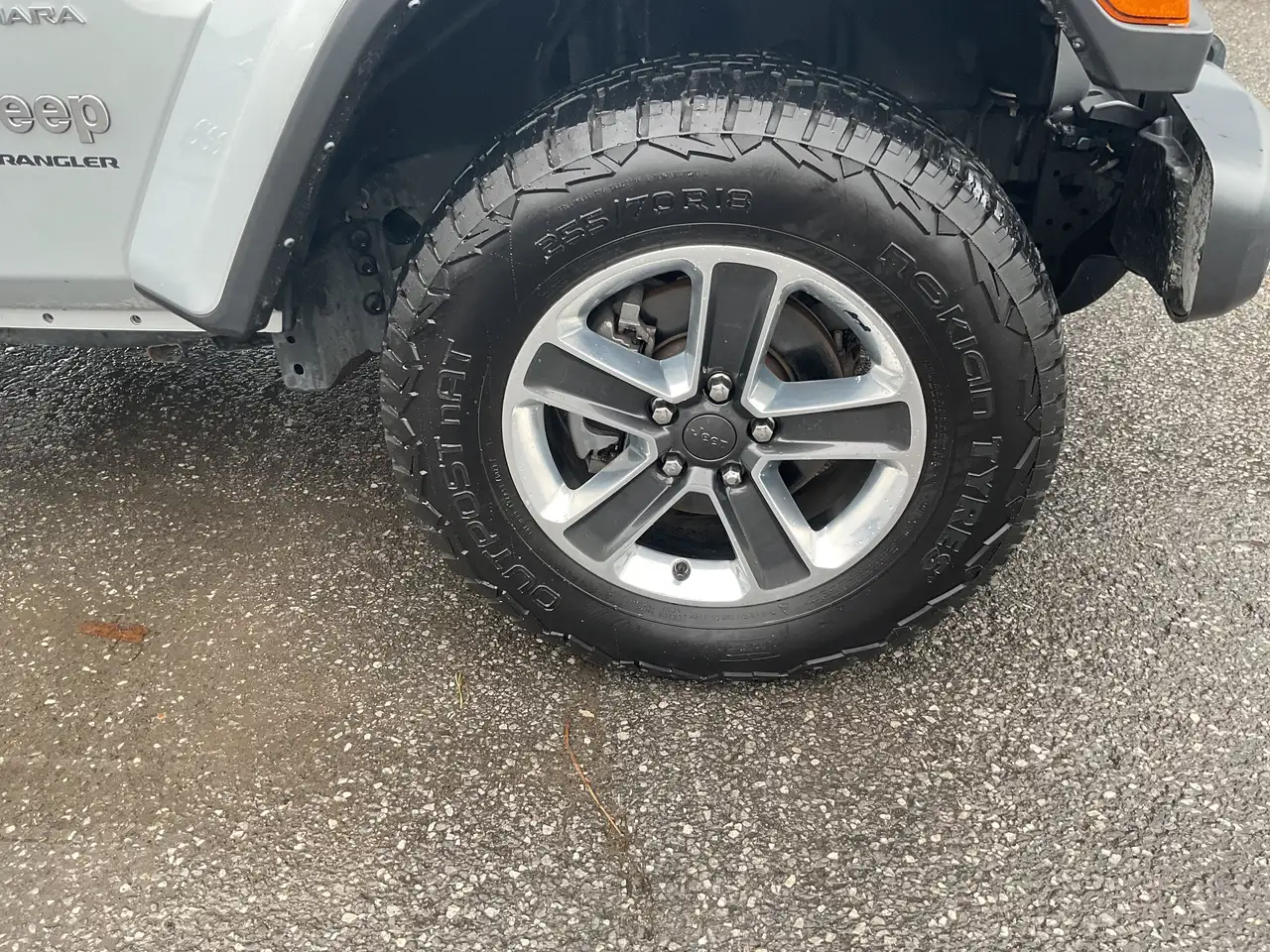 Jeep Wrangler - Image 11