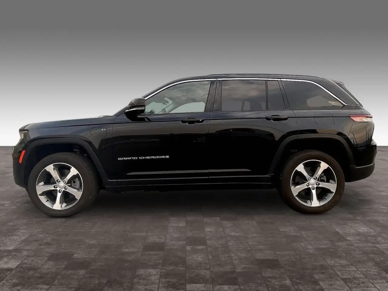 Jeep Grand Cherokee - Image 8