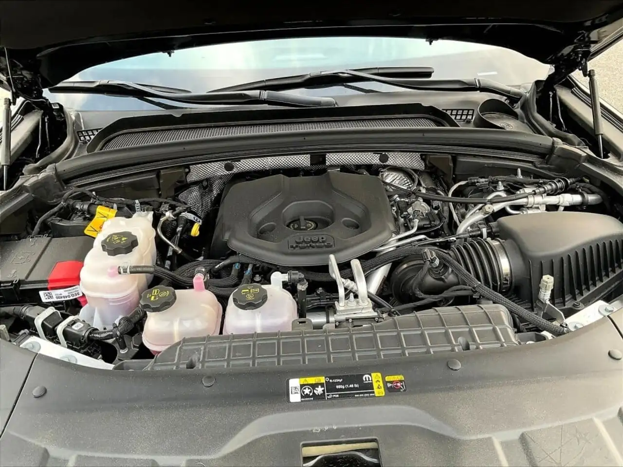 Jeep Grand Cherokee - Image 28