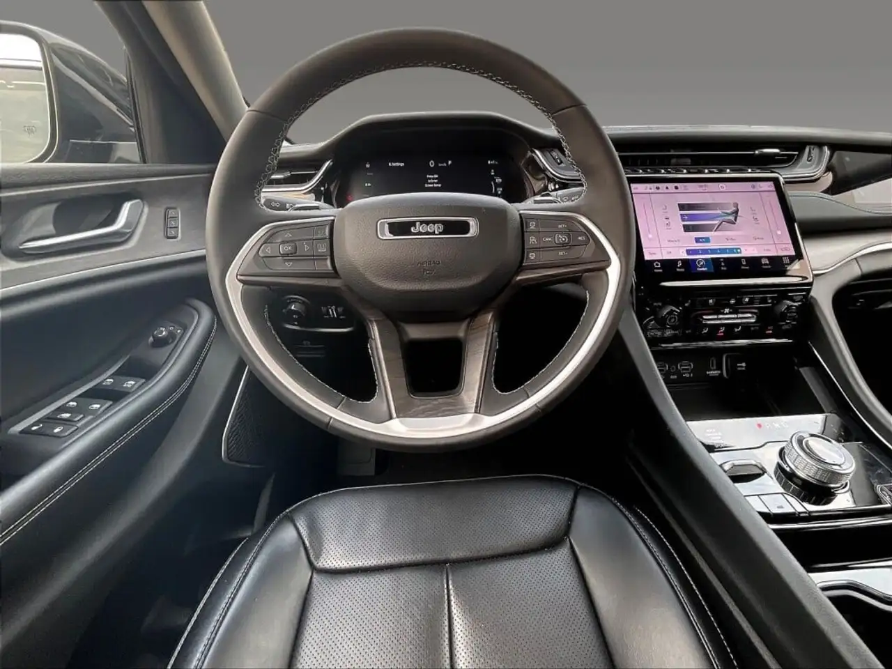 Jeep Grand Cherokee - Image 10