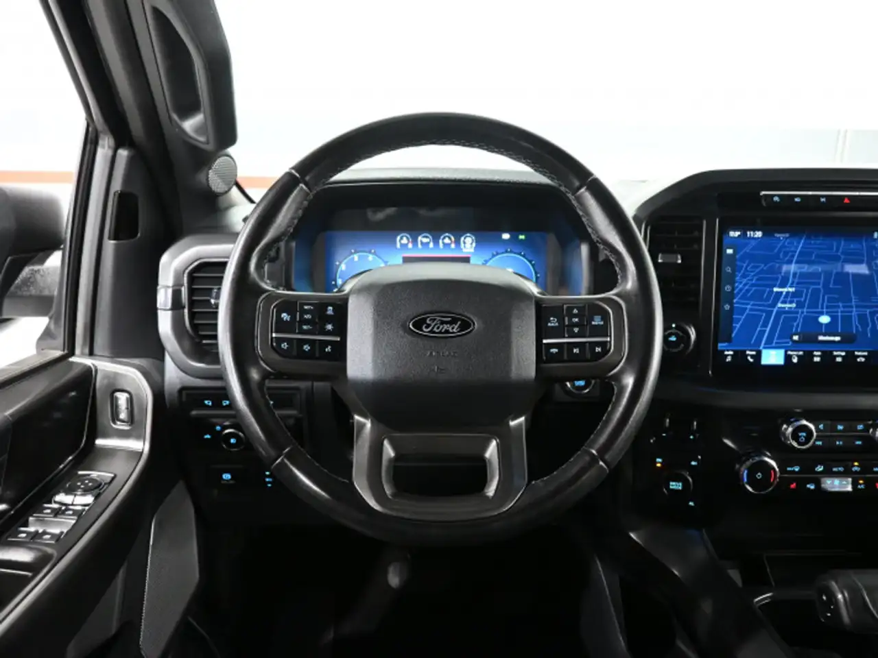Ford F-150 - Image 12