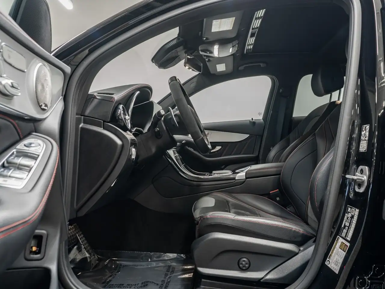 Mercedes-Benz GLC - Image 29