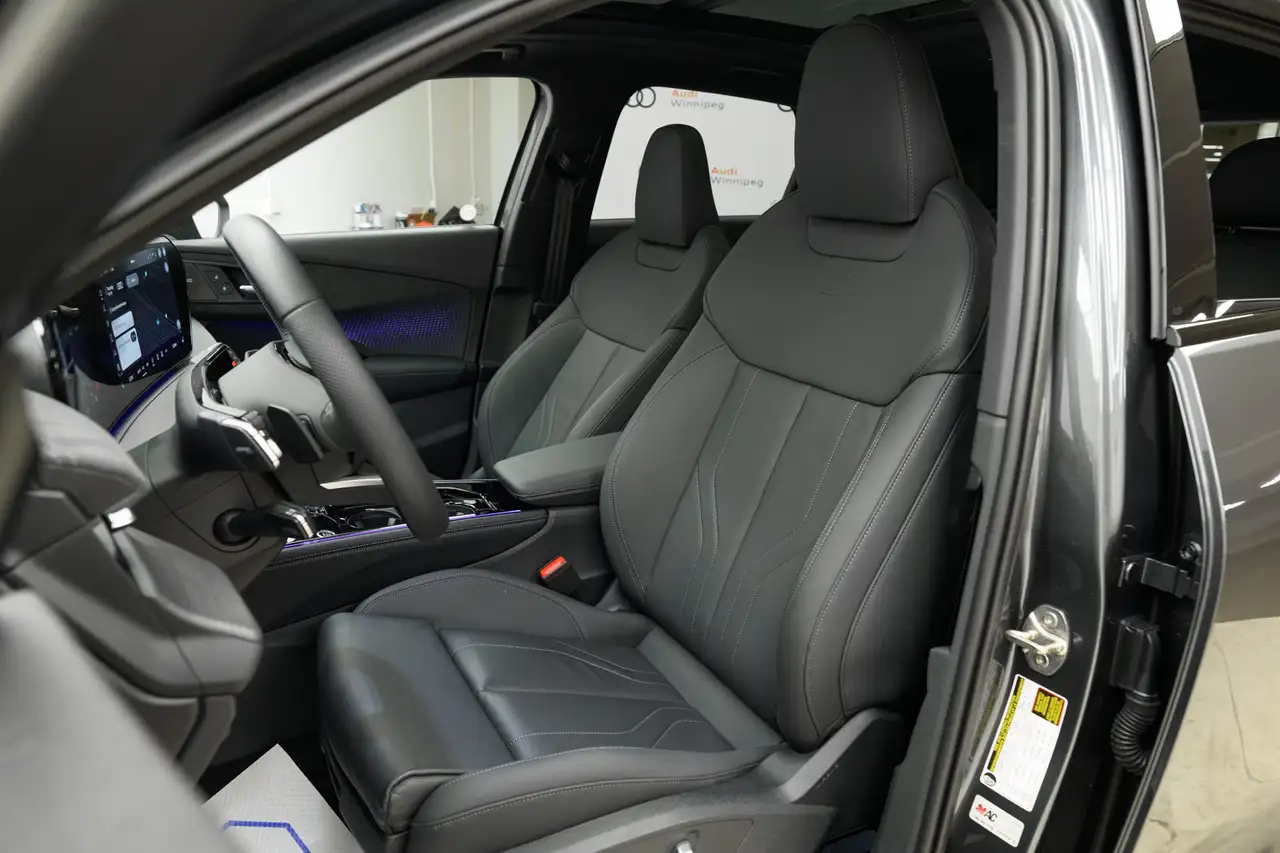 Audi Q3 - Image 25