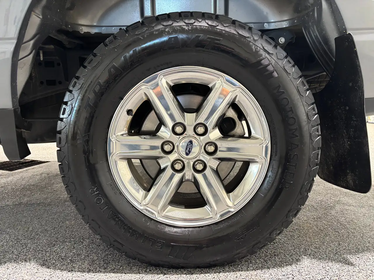 Ford F-150 - Image 17