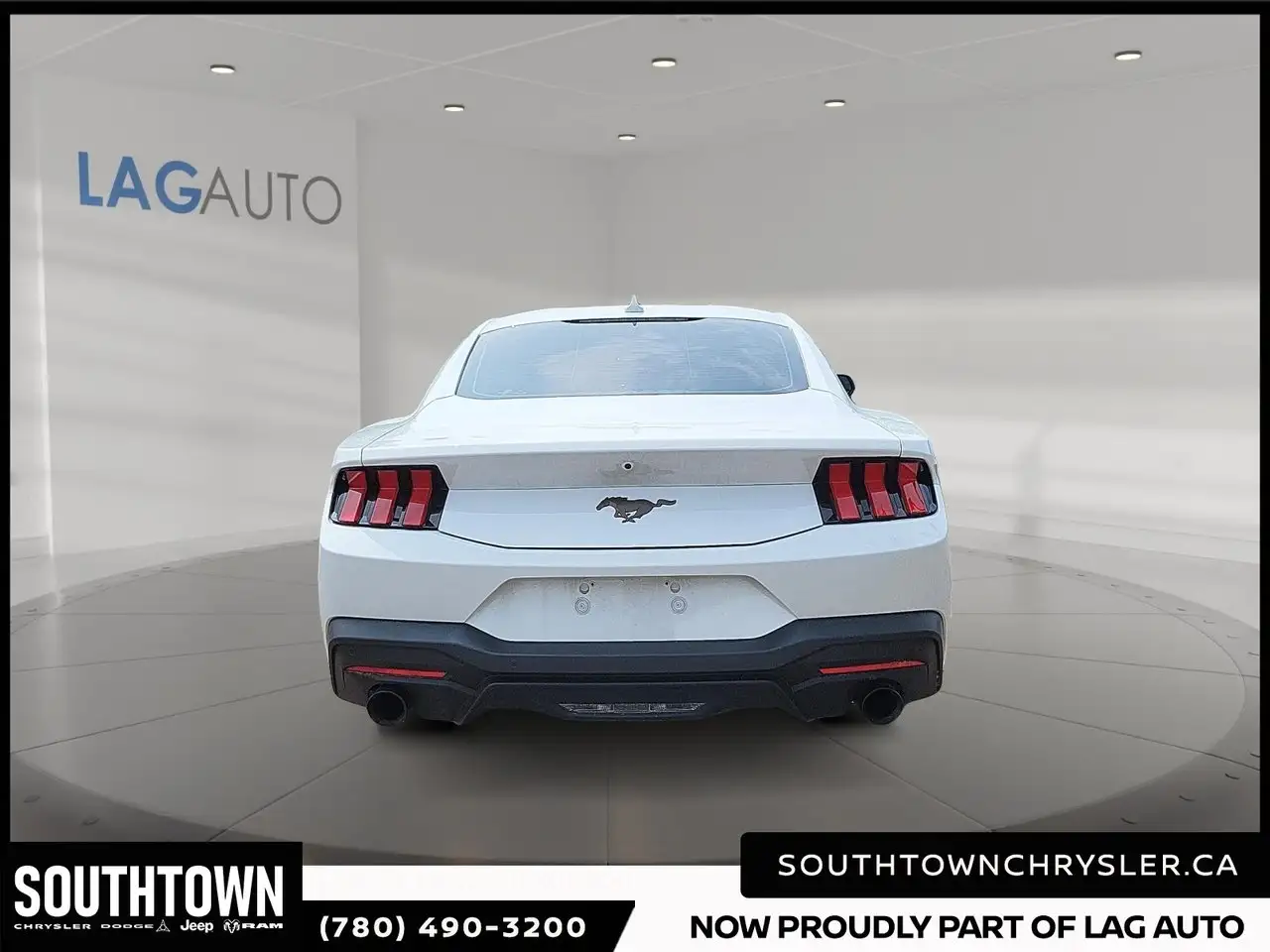 Ford Mustang - Image 3