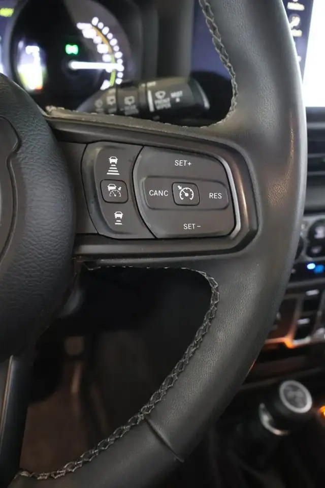 Jeep Wrangler - Image 17