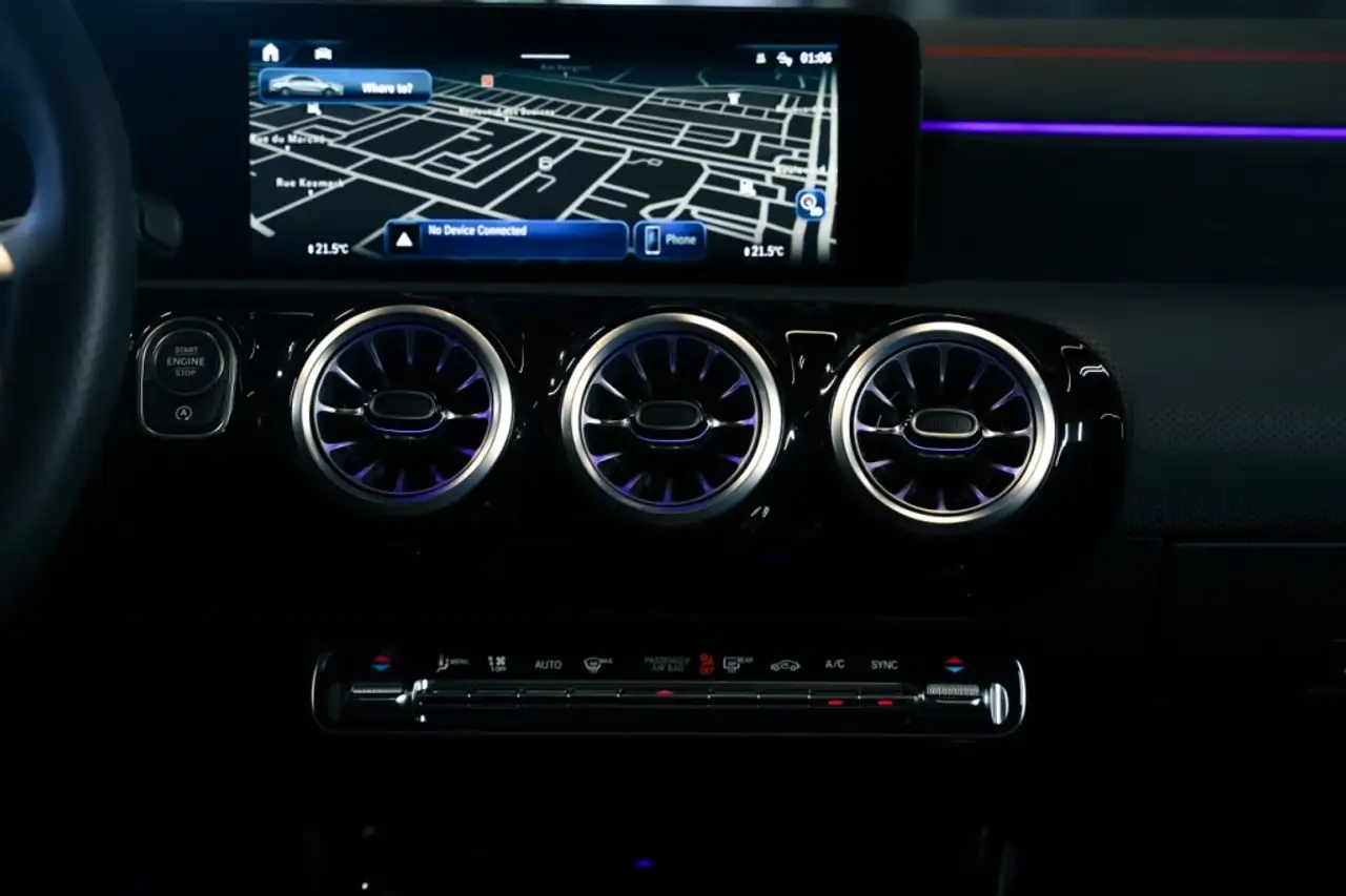 Mercedes-Benz CLA - Image 15
