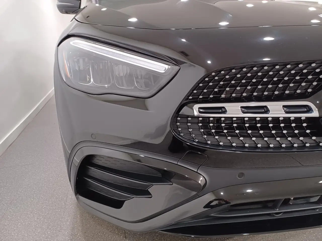 Mercedes-Benz GLA - Image 4