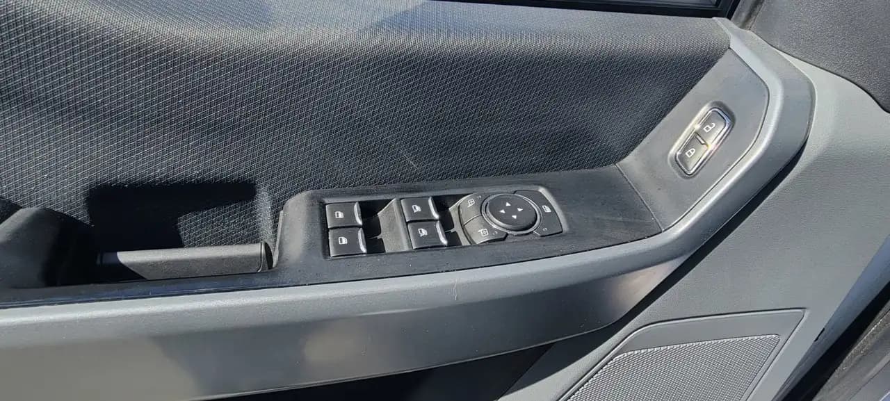 Ford F-150 - Image 13