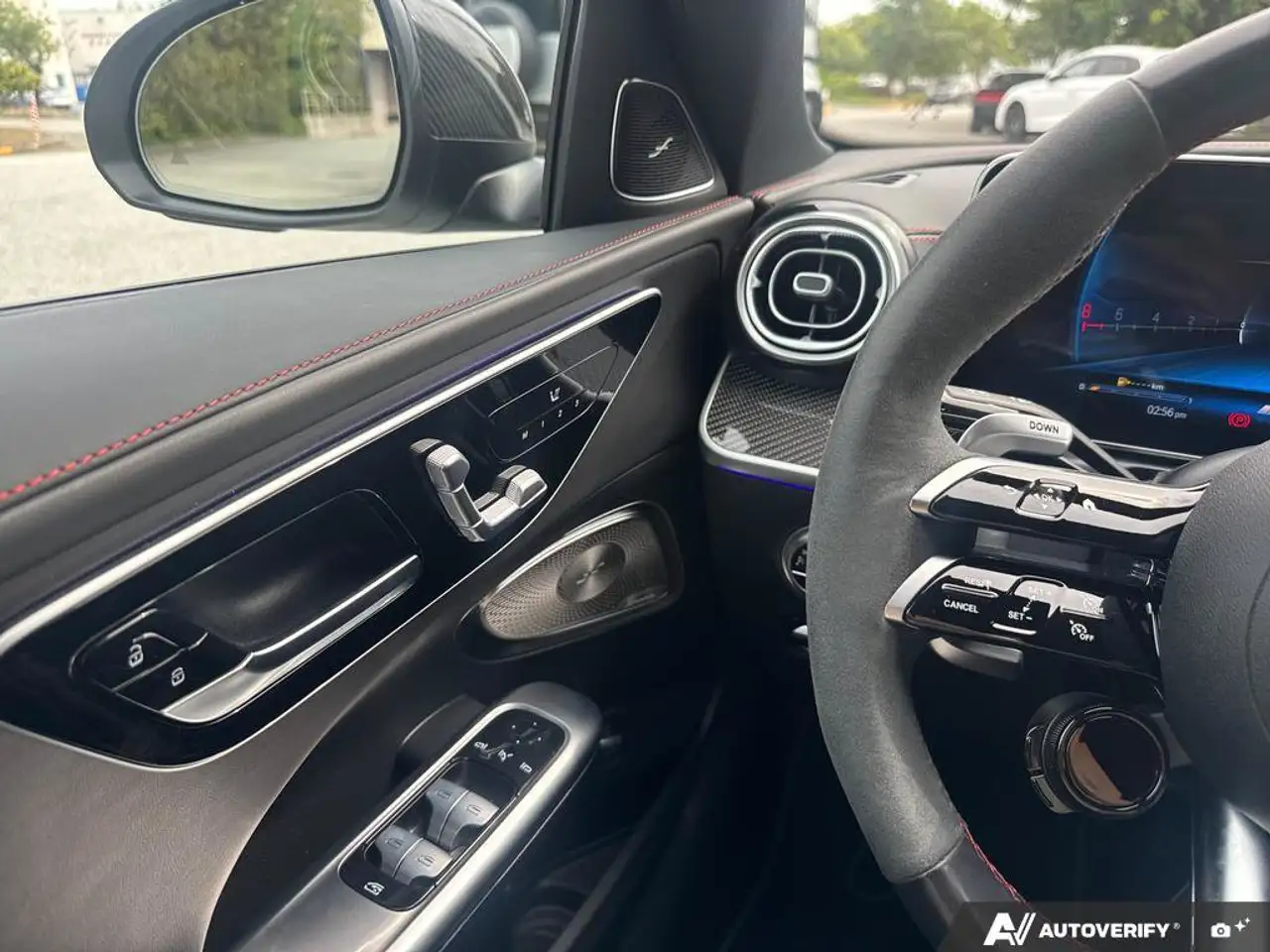 Mercedes-Benz C-Class - Image 15