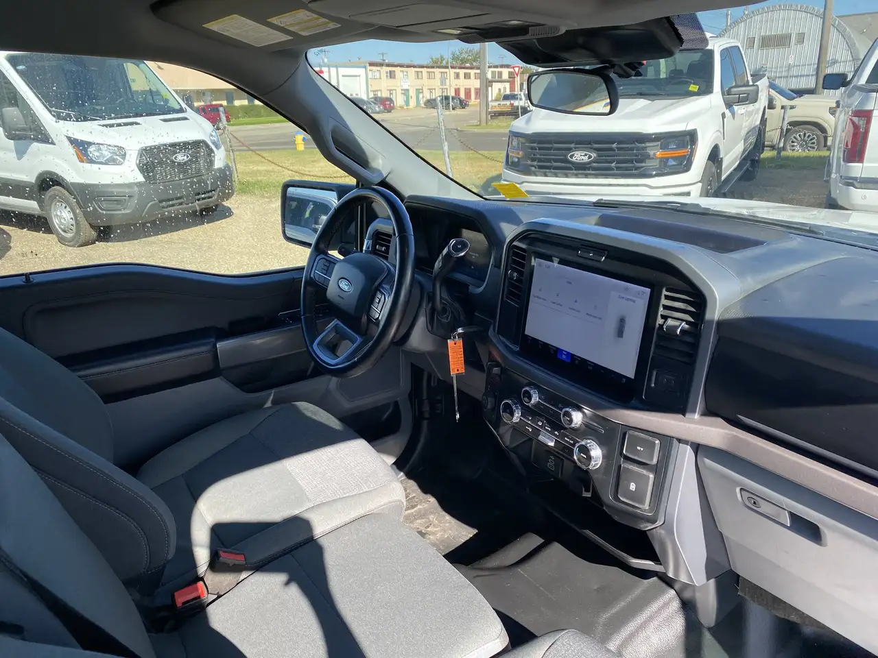 Ford F-150 - Image 26