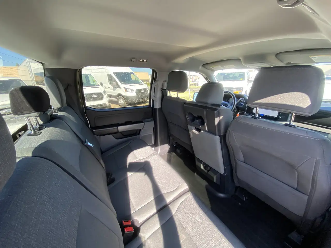 Ford F-150 - Image 25