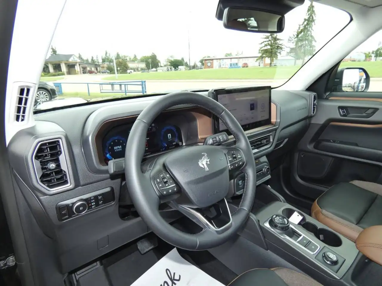 Ford Bronco Sport - Image 9