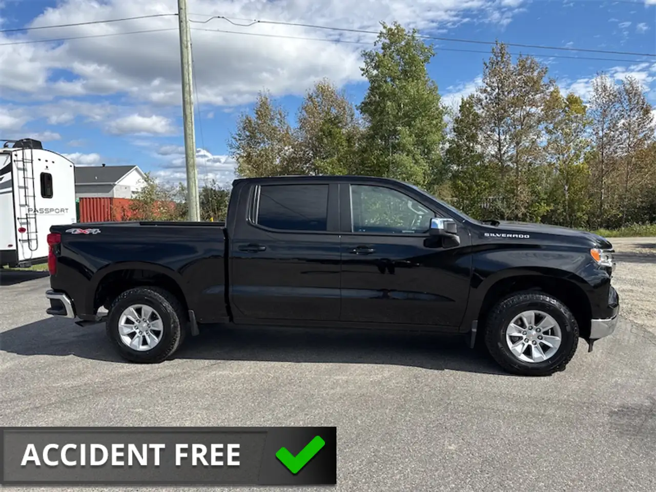 Chevrolet Silverado 1500 - Image 2