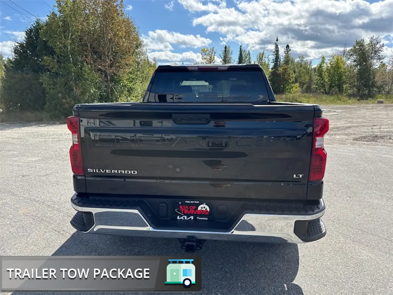 Chevrolet Silverado 1500 - Image 17