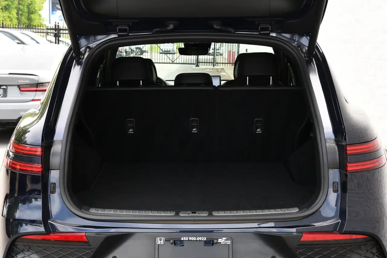 Genesis GV70 - Image 10