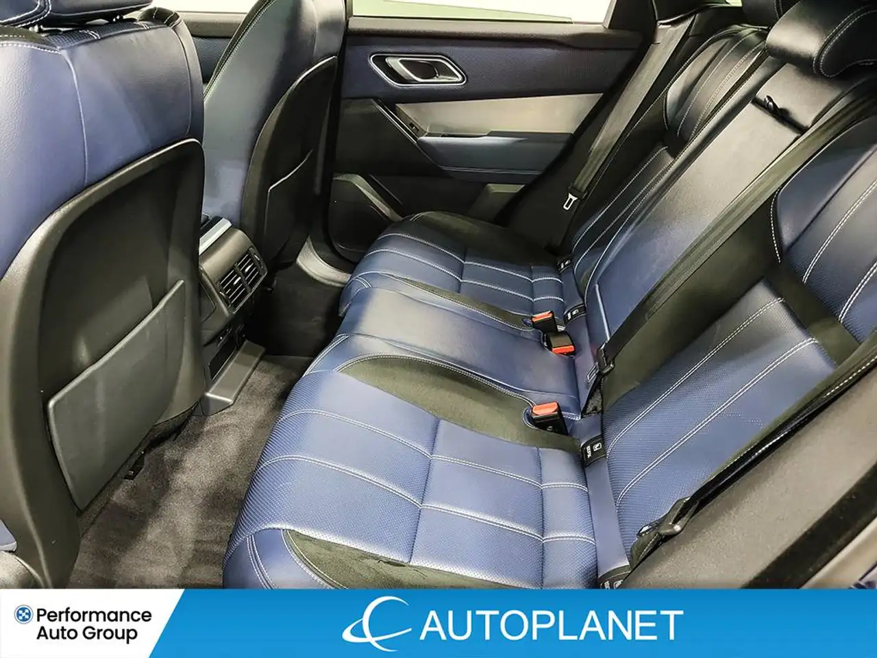 Land Rover Range Rover Velar - Image 26