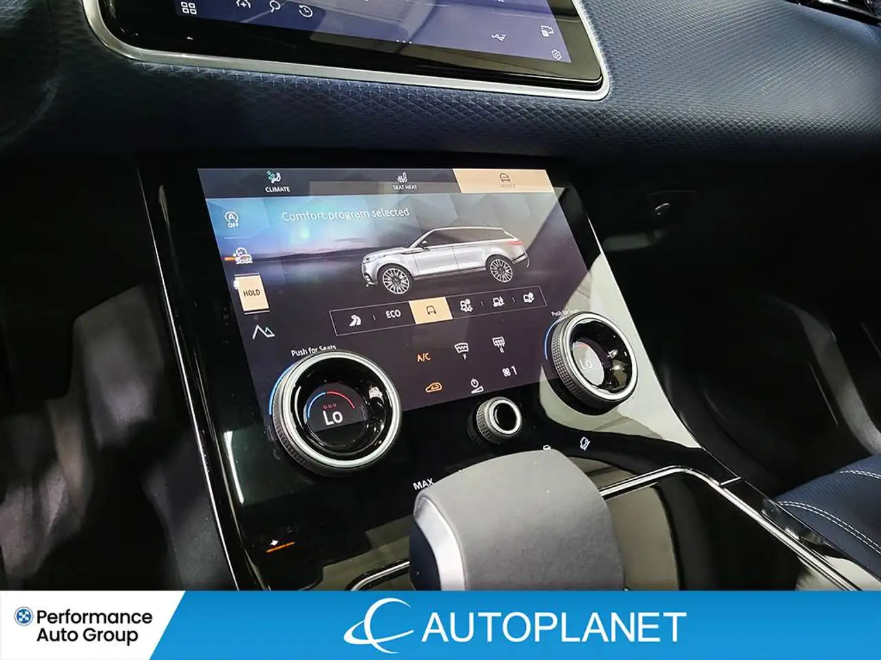 Land Rover Range Rover Velar - Image 38