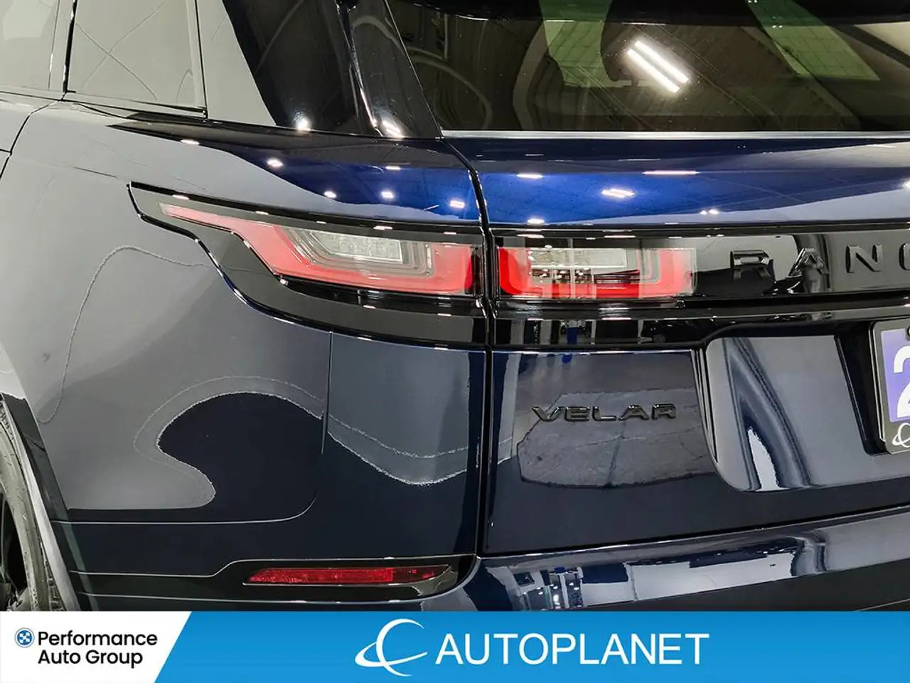 Land Rover Range Rover Velar - Image 12