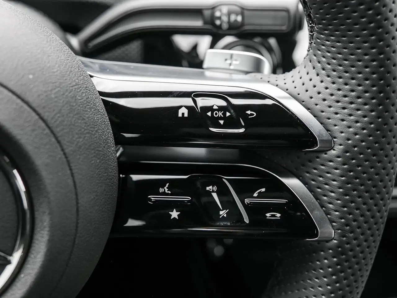 Mercedes-Benz CLA - Image 20
